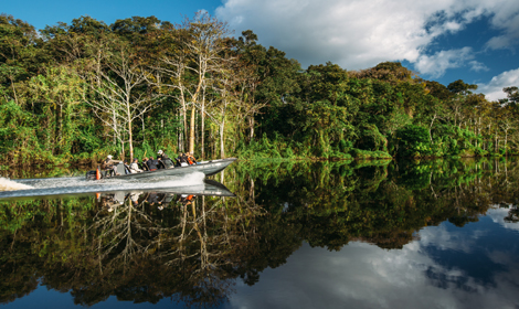 9 Nature Excursions with Aqua Expeditions - Amazon River - Atelier South America