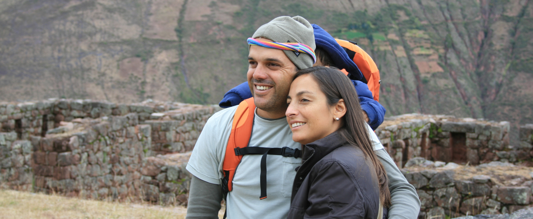 Family at Pisac Arqueological Site, Cusco Sacred Valley - Atelier South America